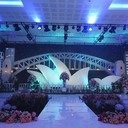 Regina Hotel Pemalang Ngoại thất bức ảnh