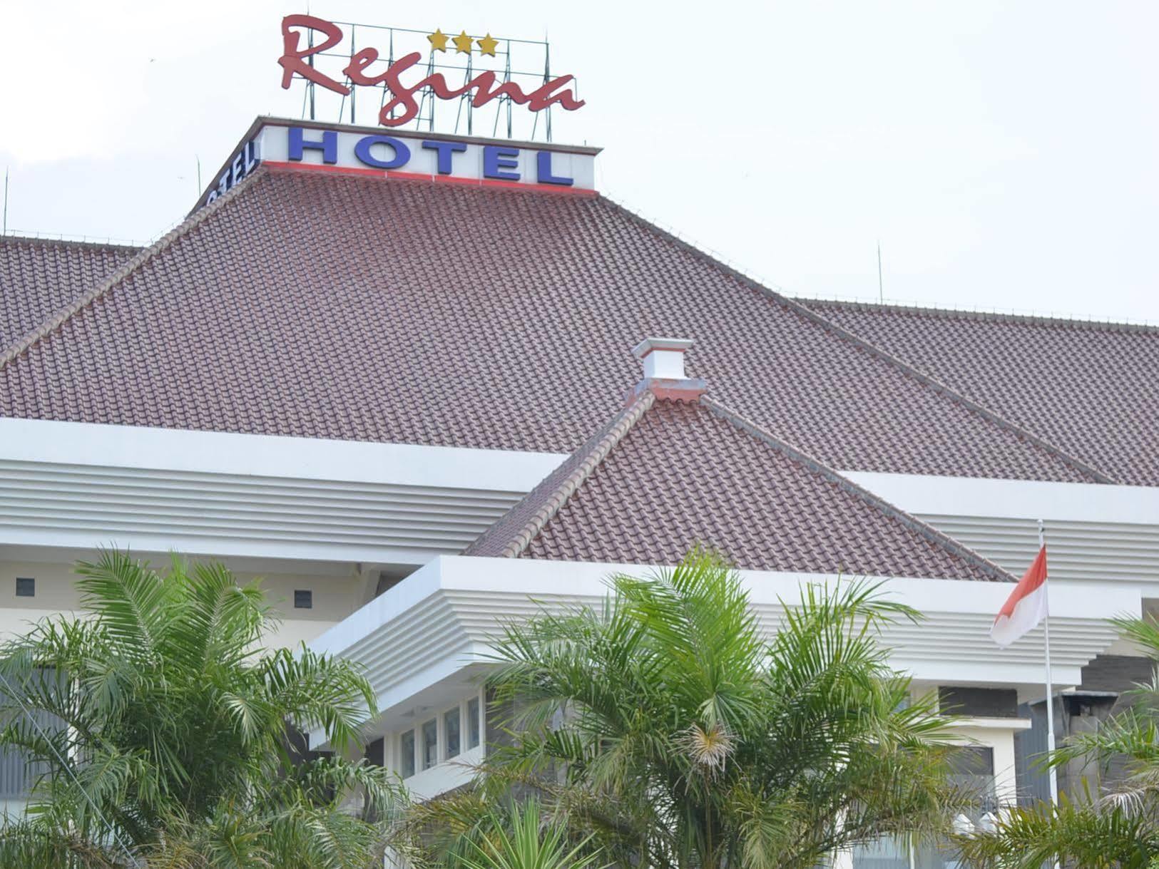 Regina Hotel Pemalang Ngoại thất bức ảnh