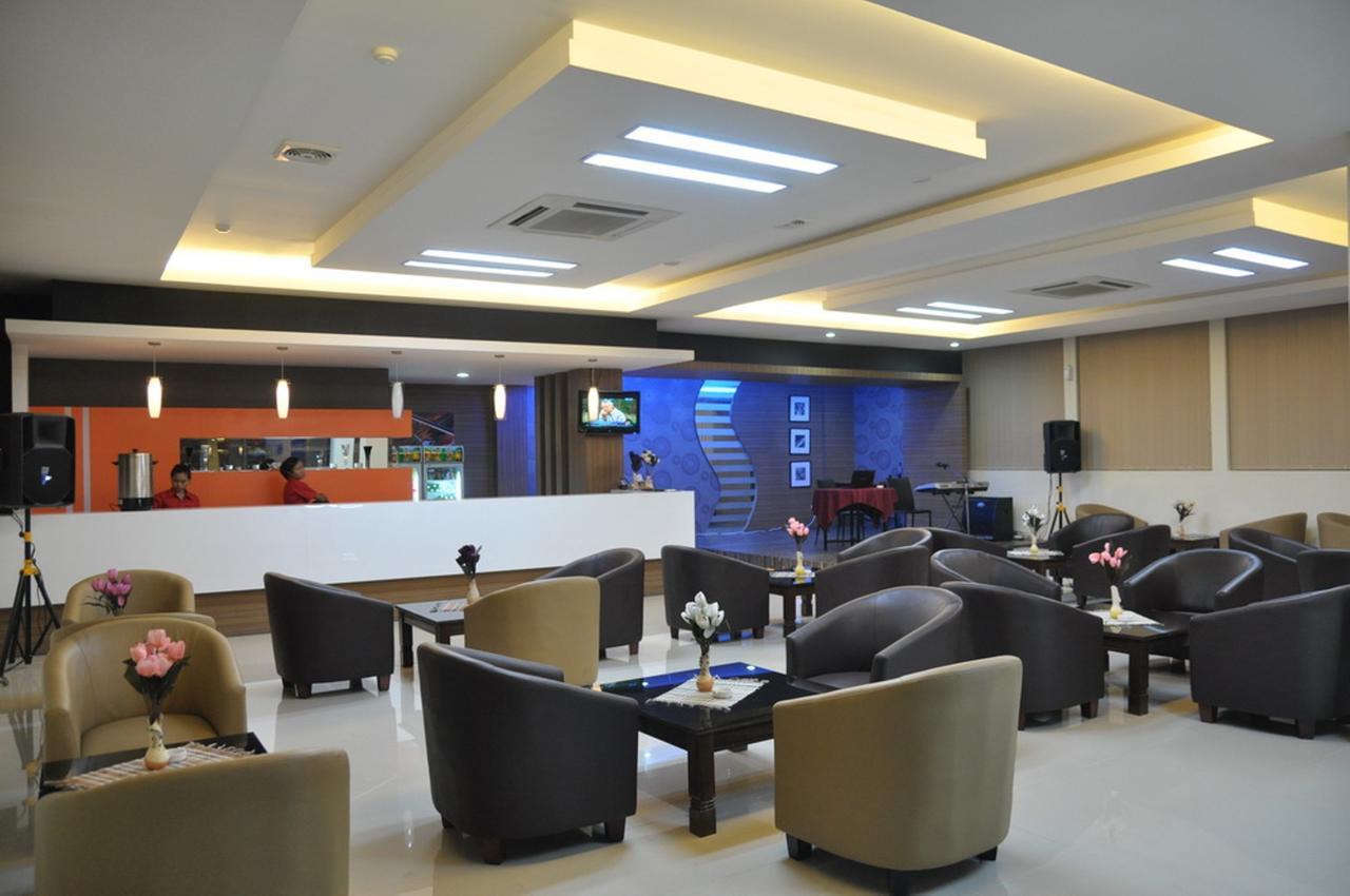 Regina Hotel Pemalang Ngoại thất bức ảnh