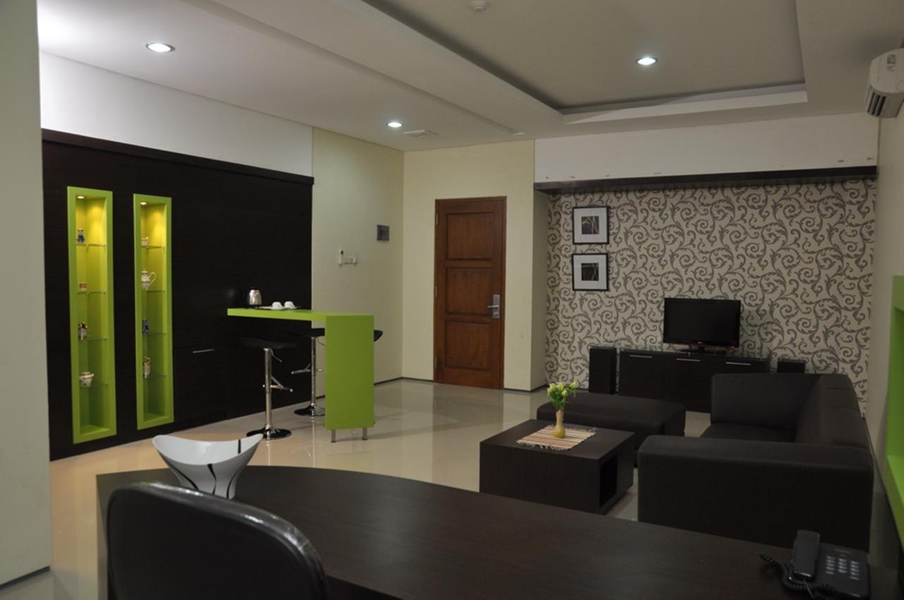 Regina Hotel Pemalang Ngoại thất bức ảnh